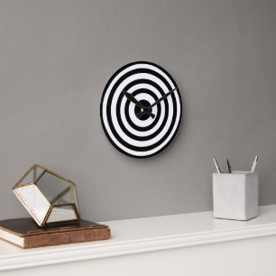 Novelty Black and White Bullseyes Circles Round Clock