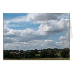 Nuages dans le ciel bleu