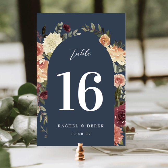 Numéro De Table Arche florale de fleurs rustiques (Créateur téléchargé)