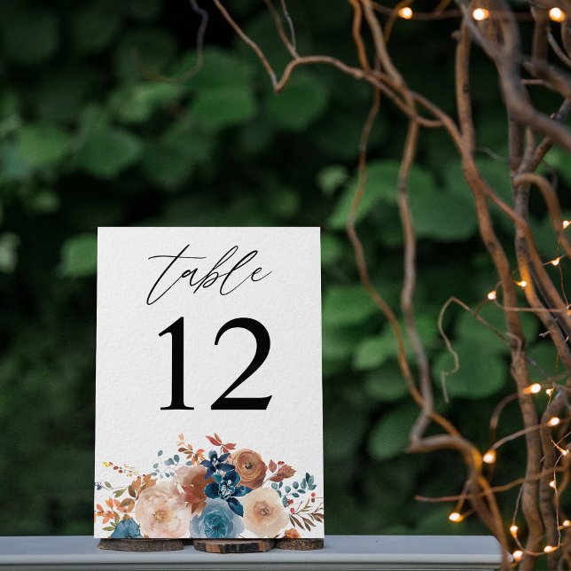Numéro De Table Beige & bleu Dusty Floral Numéro de tableau (Créateur téléchargé)