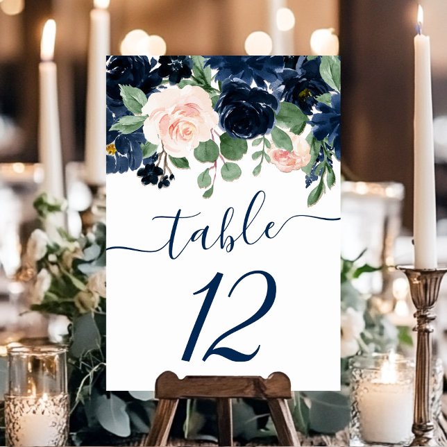 Numéro De Table Blooms Chics | Garland floral bleu marine et blanc (Créateur téléchargé)