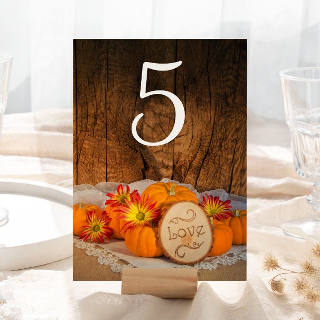 Numéro De Table Citrouille rustique Automne Grange Mariage Numéros (Set the tables at your Autumn Event with the charming Rustic Pumpkins Fall Wedding Table Numbers.)