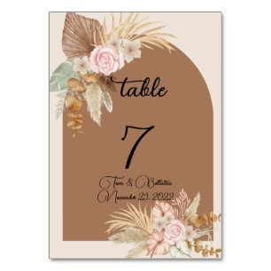 Numéro de table de conception florale bohème