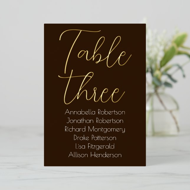Numéro de table de mariage sur chocolat marron (Debout devant)