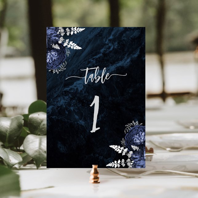 Numéro De Table Elégant Mariage floral bleu marine (Créateur téléchargé)