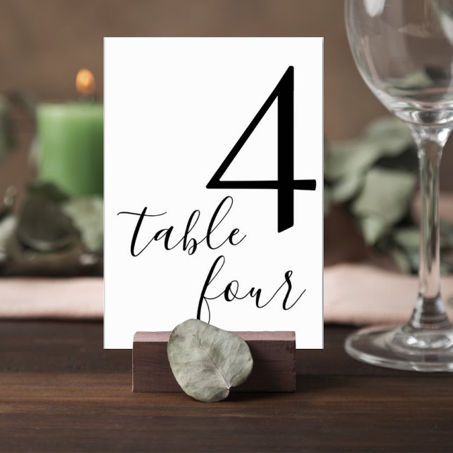 Numéro De Table Elegant Script Black & White Reception Table Card (Créateur téléchargé)