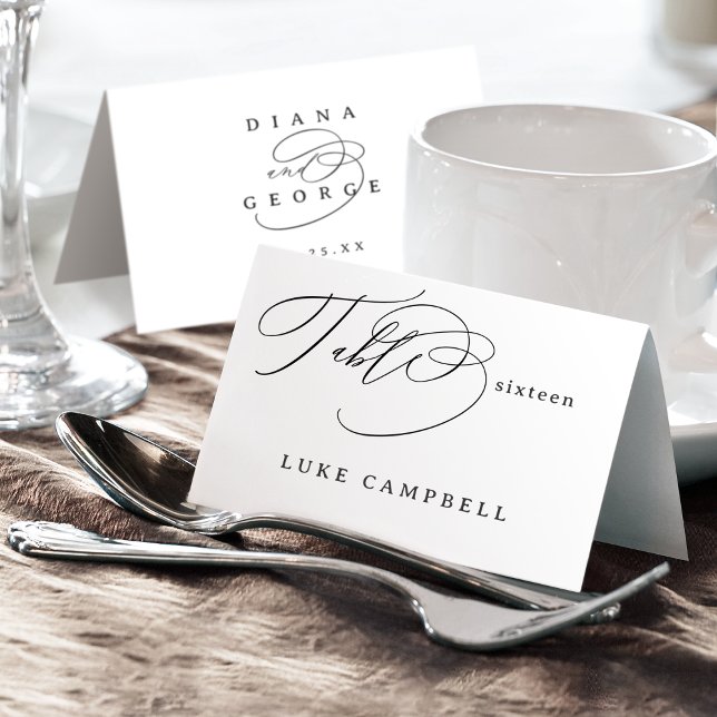 Numéro De Table Elegant Swirl Script Wedding Foldable Place Card (Elegant Swirl Script Wedding Foldable Place Card)