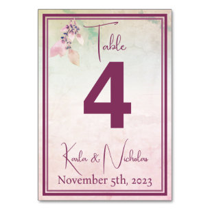 Numéro De Table Floral au-dessus du Mariage des nuages