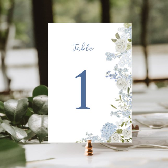 Numéro De Table Flore bleu doux écrit à la main (Créateur téléchargé)