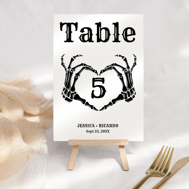 Numéro De Table Halloween Halloween Gothique Crâne mariage de coeu (Créateur téléchargé)