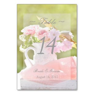 Numéro De Table Mariage de bouquet de fleurs de printemps fraîches