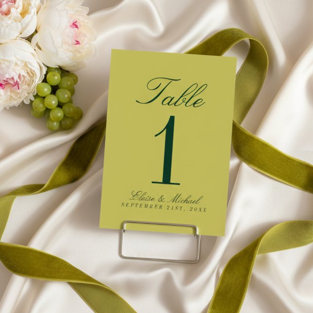 Numéro De Table Mariage Simple Élégant Chartreuse (Elegant Chartreuse Simple Wedding Table Number)
