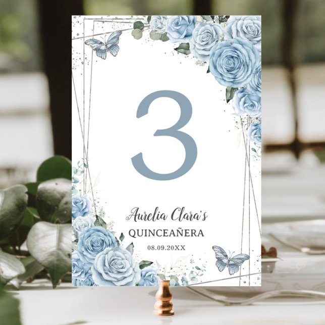 Numéro De Table Quinceañera Baby Blue Floral Papillons en argent (Créateur téléchargé)
