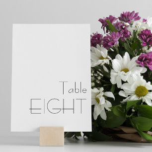 Numéro De Table Typographie minimaliste Noir Blanc Jouer HUIT