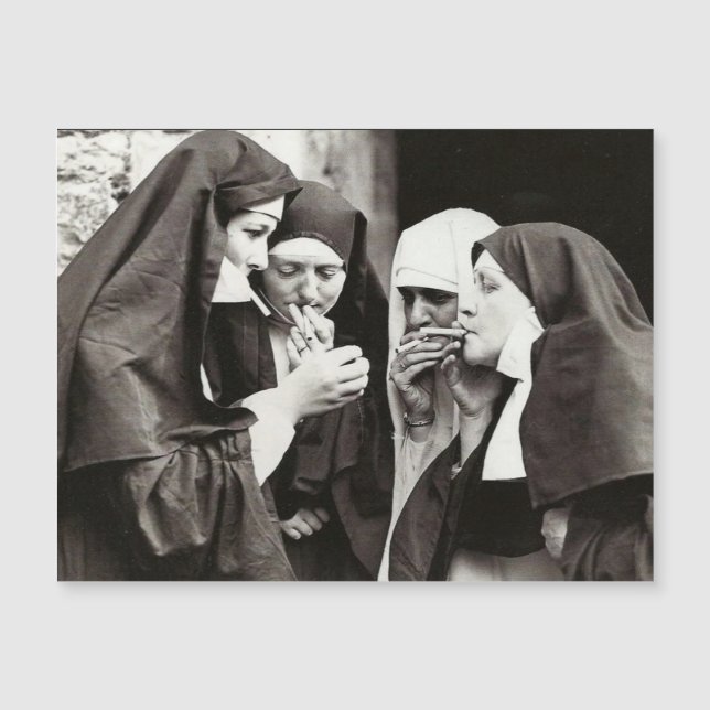 NUNS FUMEUR VINTAGE Carte photo (Devant)