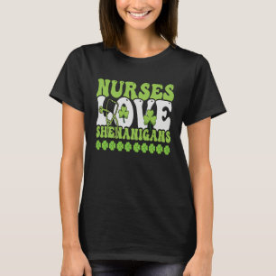 Nurses Love Shenanigans Cute  Nurse St Patricks Da T-Shirt
