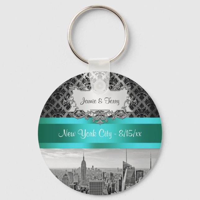 NY City Skyline BW B3 Damask F2 - Keychain (Front)