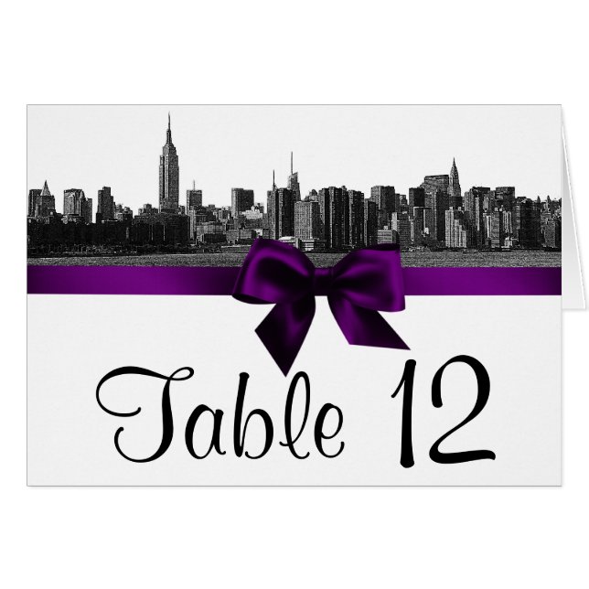 NYC Large Skyline Etted BW violet numéro de table (Devant horizontal)
