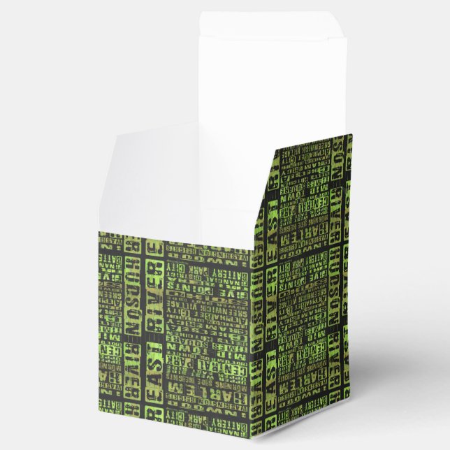 NYC Neighbourhoods Green Favor Box (Opened)