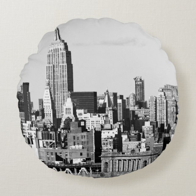 NYC Skyline II Round Pillow (Front)