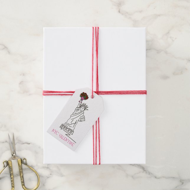 NYC Valentine Statue of Liberty Roses Gift Tag (With Twine)
