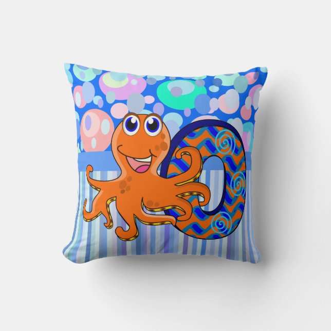 O octopus name initial throw pillow (Front)
