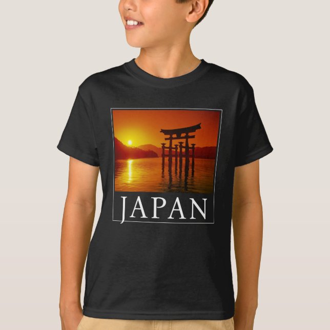 O-Torii Gate, Itsukushima Shrine | Miyajima, Japan T-Shirt (Front)
