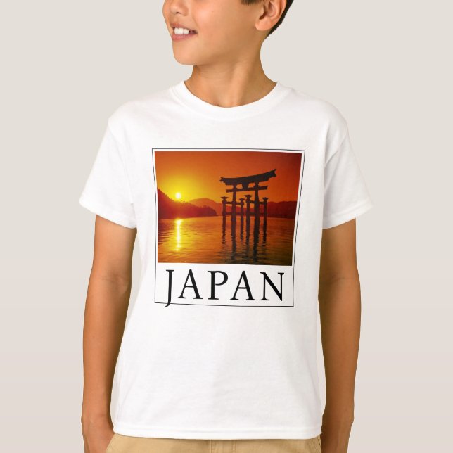 O-Torii Gate, Itsukushima Shrine | Miyajima, Japan T-Shirt (Front)