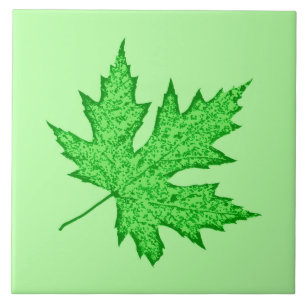 Oak leaf - shades of green tile