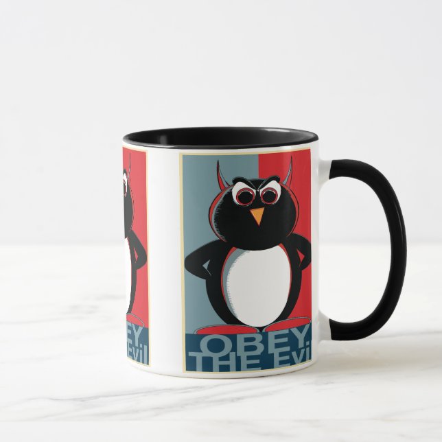 Obéissez la tasse mauvaise de pingouin (Droite)