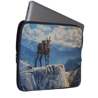 Oberhalsi, pack goat in the mountains laptop sleeve