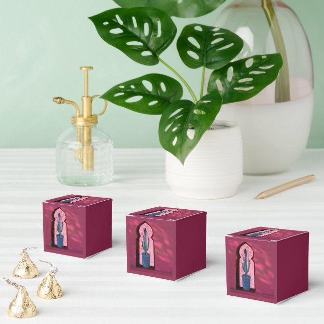 objet_21_a window with a cactus favor box (Multiple)