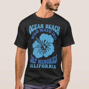 Ocean Beach Wild Wave 1971 Surf Souvenirs Pullover