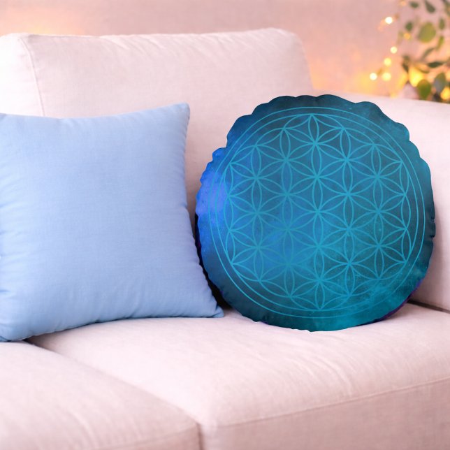 Ocean Flow – Colour of Heart Round Pillow (Creator Uploaded)