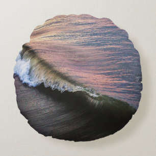 OCEAN WAVES CRASHING ON SHORE DURING DAYTIME ROUND PILLOW