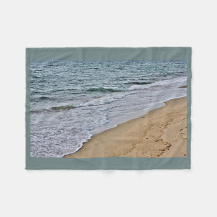 Ocean waves fleece blanket