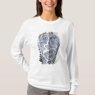 Octagonal 'Mei- P'ing' vase with white T-Shirt