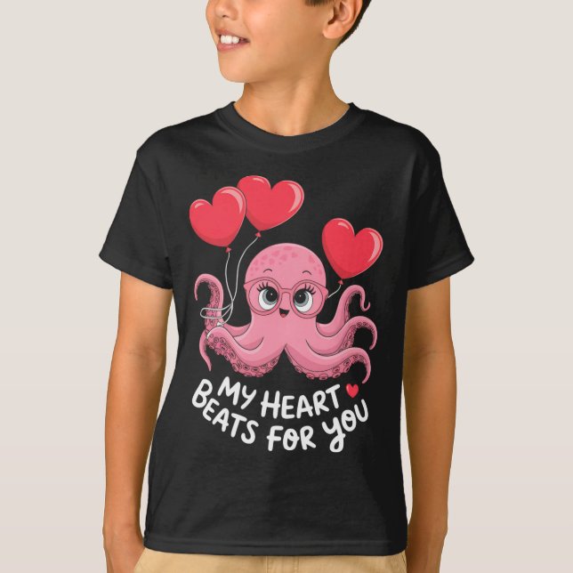 Octopus With Heart Lloons My Heart Beats For You V T-Shirt (Front)