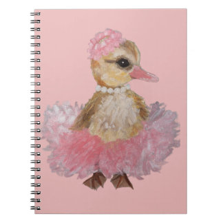 Odette sur un cahier !