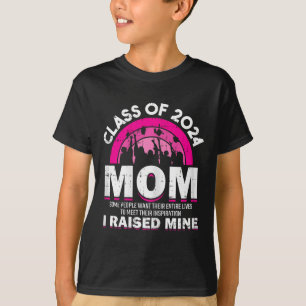 Of 2024 Mom Graduation Family Mama Graduate Women  T-Shirt