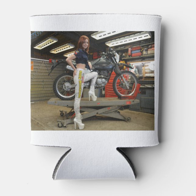 Official Andy Mechanic beer can cooler 2020 v (Front)