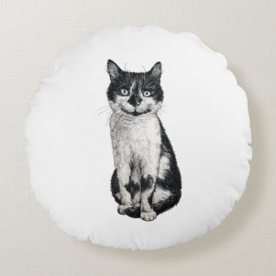 Ogie the cat round pillow
