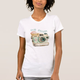 Oh Snap   Pastel Vintage Camera T-Shirt