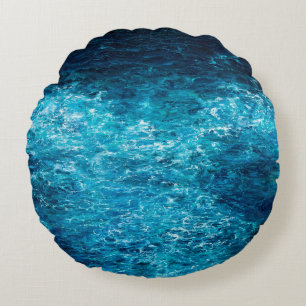  oil painting showing waves in ocean or sea on can round pillow