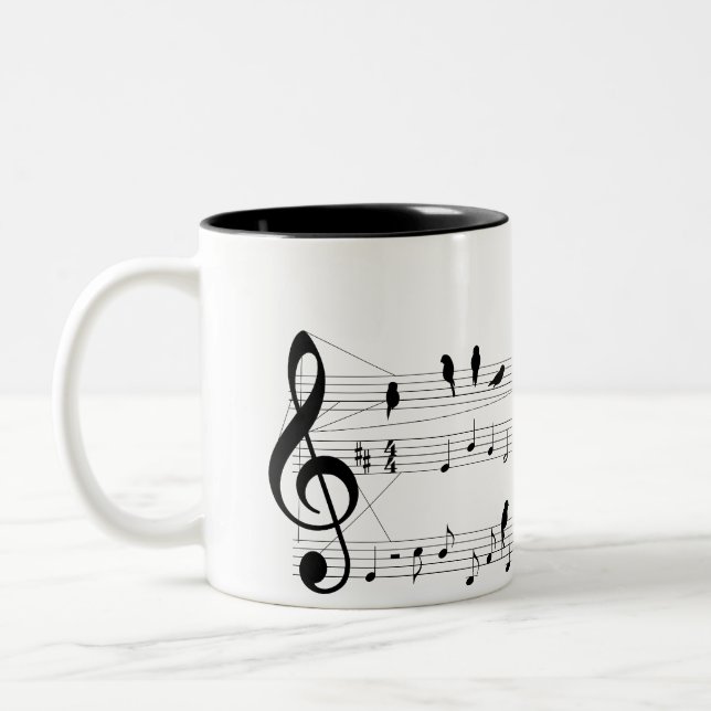 Oiseau sur une tasse de score (Gauche)