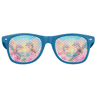 Oiseaux cool avec lunettes de soleil au coucher du