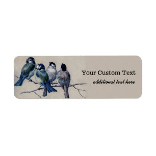 Oiseaux pelucheux vintages sur des branches