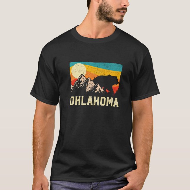 Oklahoma Nature Wild Bear Retro Sunset Hiking T-Shirt (Front)