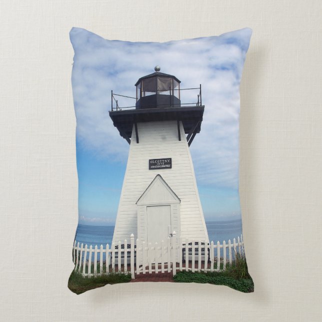 Olcott Lighthouse accent pillow (Front(Vertical))