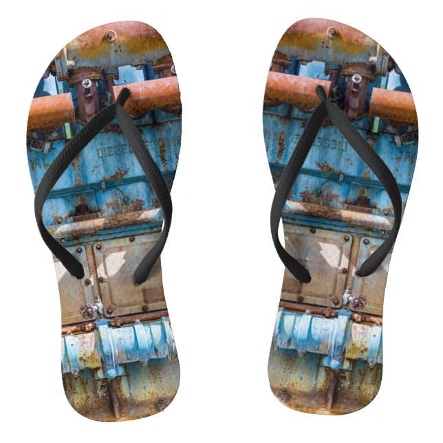 Old and rusty Atlas Imperial diesel engine at Inde Flip Flops (Footbed)